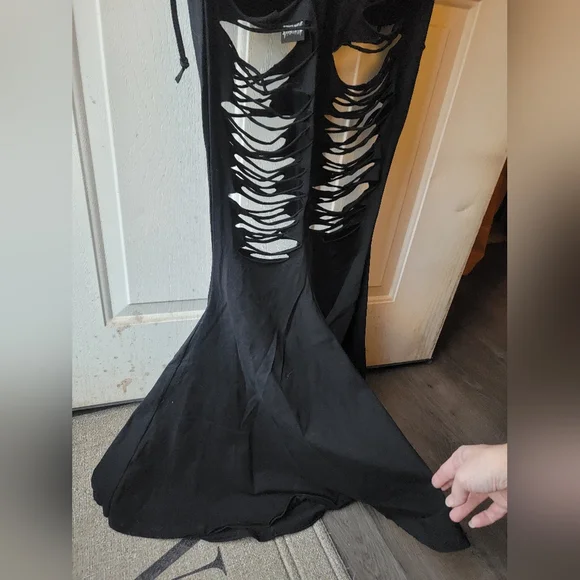 Darker Wavs Distressed V Cut Bell Bottoms Wide Flare Size Large BNWT - Picture 3 of 7